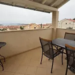 With Parking Space - 25148 Vodice