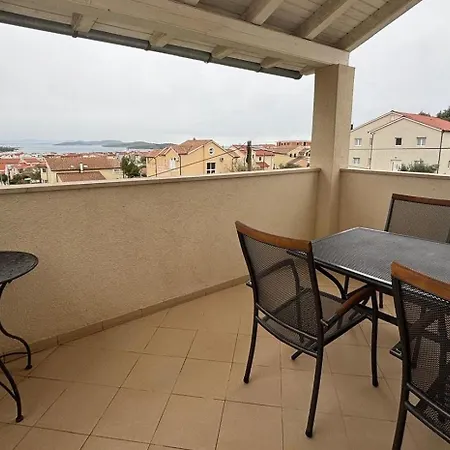 With Parking Space - 25148 Vodice