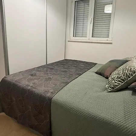 With Parking Space - 25148 Apartment Vodice