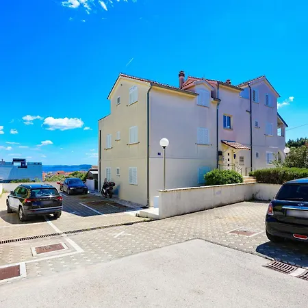 With Parking Space - 25148 Apartament *
