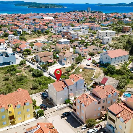 Apartament With Parking Space - 25148 Vodice