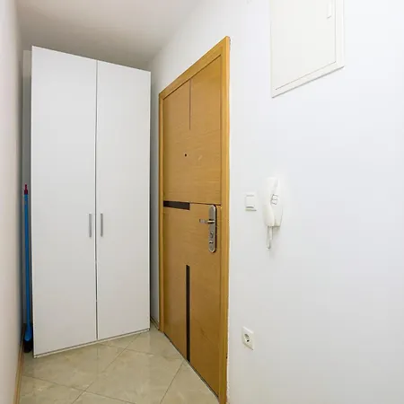 With Parking Space - 25148 Apartament *