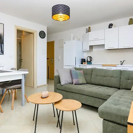 With Parking Space - 25148 Apartament