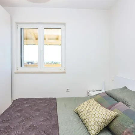 Apartament With Parking Space - 25148